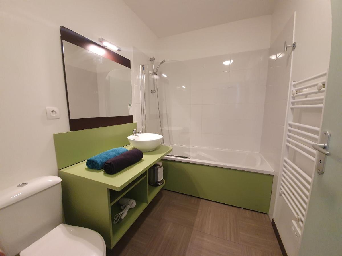 Le Blanc-Martel - Piscine, Climatisation & Parking Appartement Gréoux-les-Bains Buitenkant foto